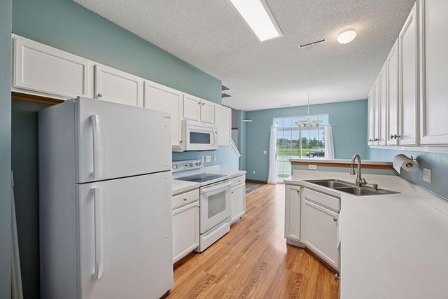820 Princeton Avenue, Shakopee, MN 55379
