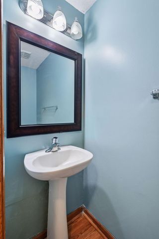 820 Princeton Avenue, Shakopee, MN 55379