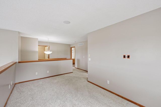 820 Princeton Avenue, Shakopee, MN 55379