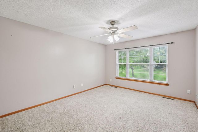 820 Princeton Avenue, Shakopee, MN 55379