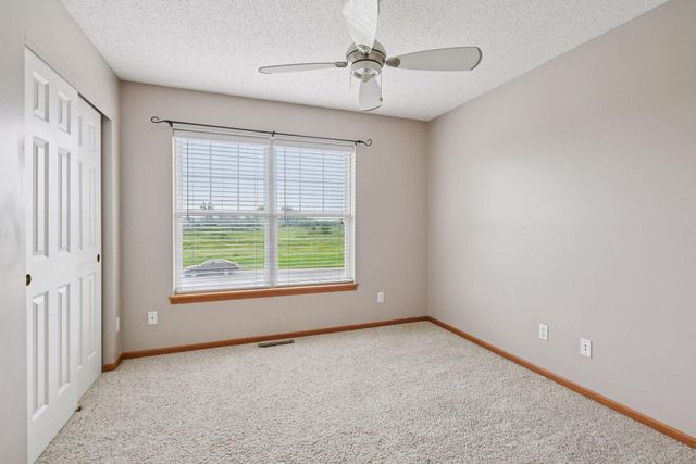 820 Princeton Avenue, Shakopee, MN 55379