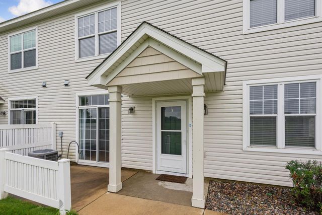 820 Princeton Avenue, Shakopee, MN 55379