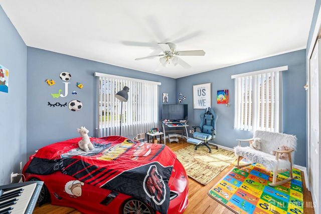 13 W 5th Avenue, Linden, NJ 07036