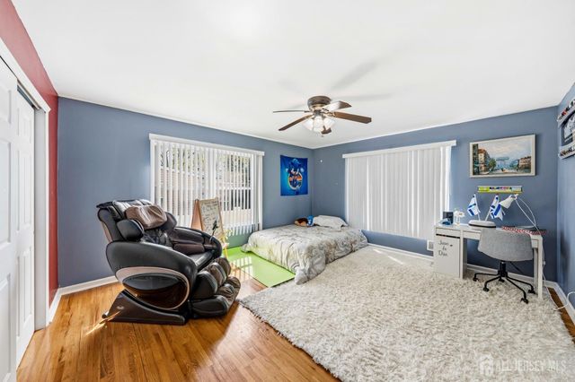 13 W 5th Avenue, Linden, NJ 07036