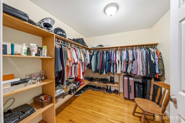 13 W 5th Avenue, Linden, NJ 07036