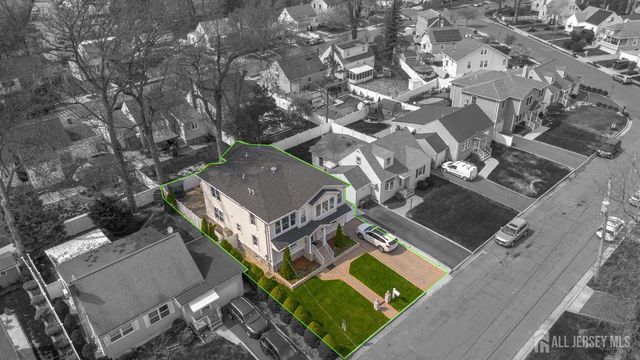 13 W 5th Avenue, Linden, NJ 07036