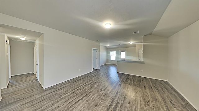 10001 Ruger Road, Yukon, OK 73099