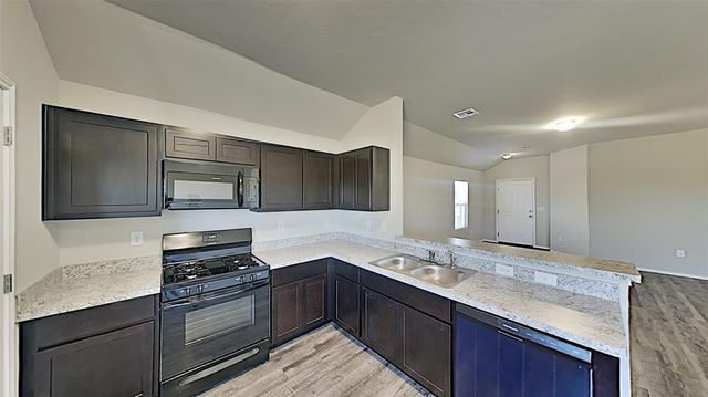 10001 Ruger Road, Yukon, OK 73099