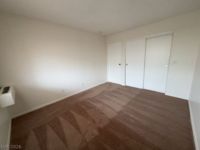 4955 JEFFREYS Avenue 212, Las Vegas, NV 89119