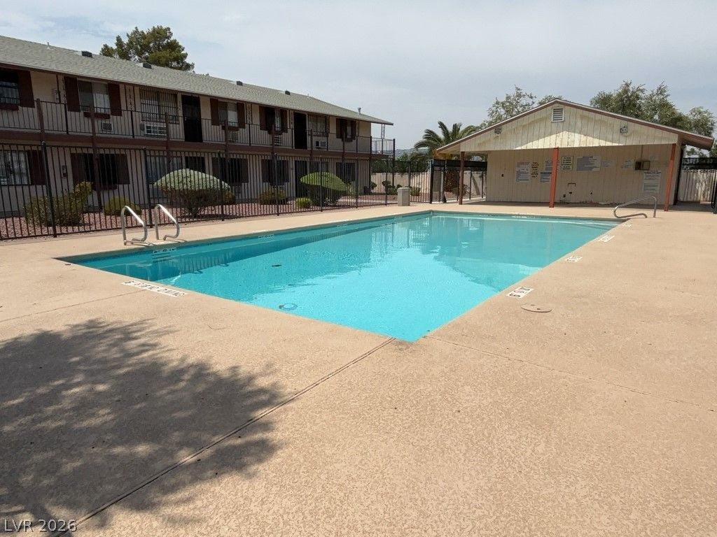 4955 JEFFREYS Avenue 212, Las Vegas, NV 89119