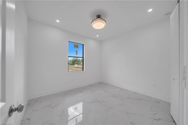 3211 58th ST W, Lehigh Acres, FL 33971