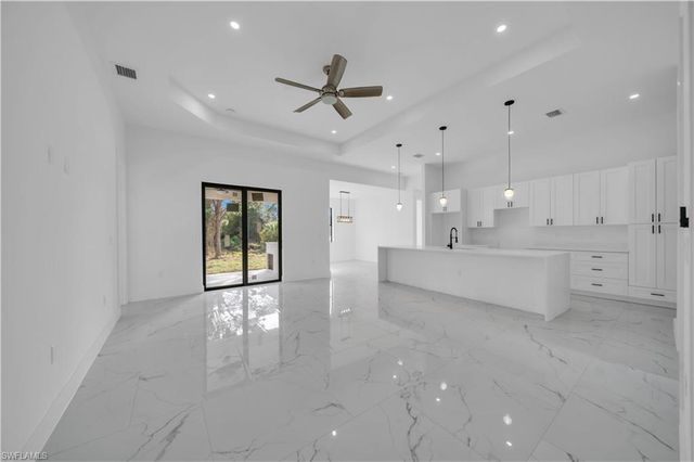 3211 58th ST W, Lehigh Acres, FL 33971