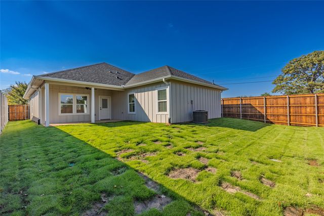 655 League Street, Sulphur Springs, TX 75482