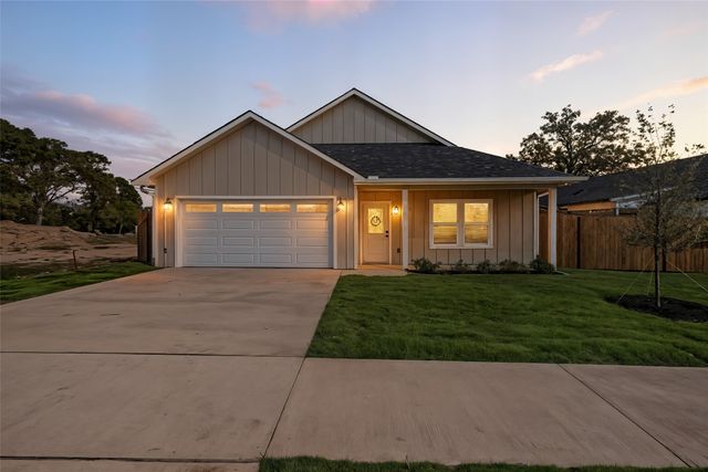 655 League Street, Sulphur Springs, TX 75482