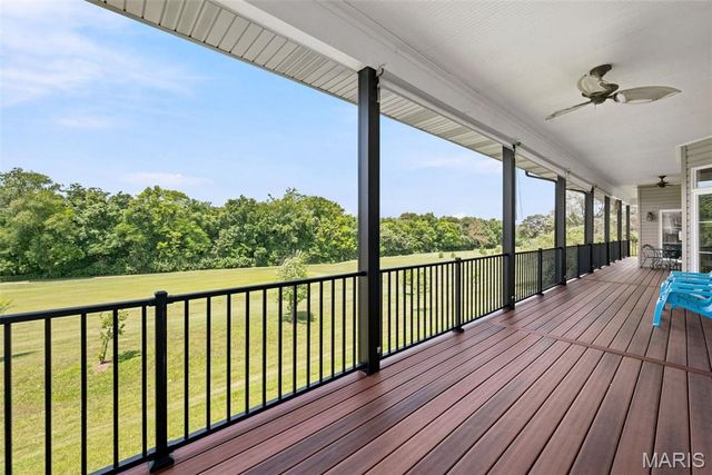 3105 Bear View Court, Wentzville, MO 63385