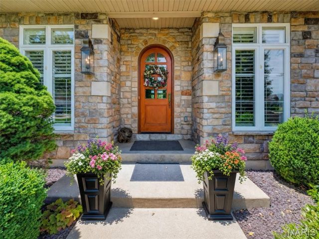 3105 Bear View Court, Wentzville, MO 63385