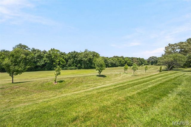 3105 Bear View Court, Wentzville, MO 63385
