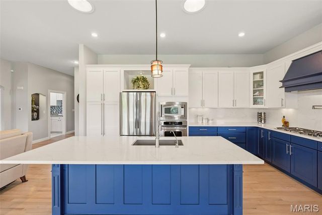 3105 Bear View Court, Wentzville, MO 63385