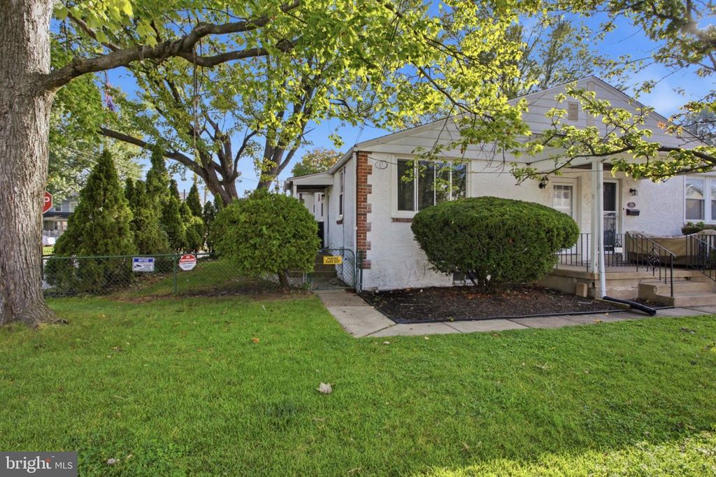 101 E OAK LN, GLENOLDEN, PA 19036 — exterior