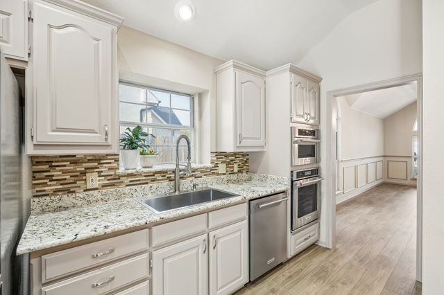 2741 Naples Drive, Hurst, TX 76054