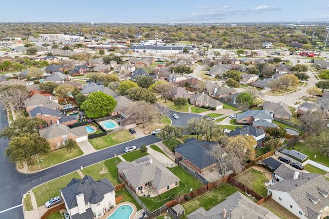 2741 Naples Drive, Hurst, TX 76054