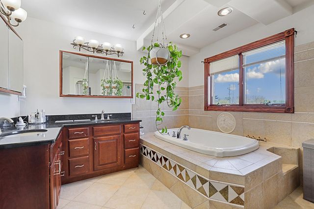 13643 Grant Street, Crown Point, IN 46307
