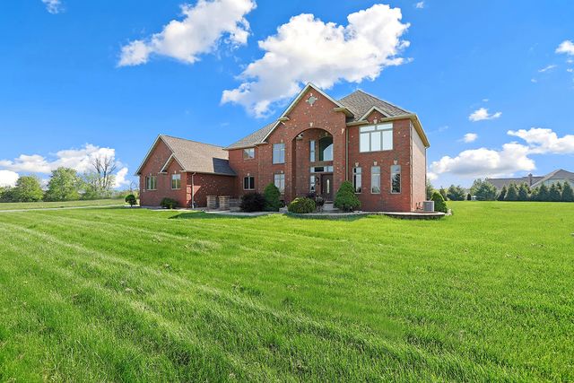 13643 Grant Street, Crown Point, IN 46307