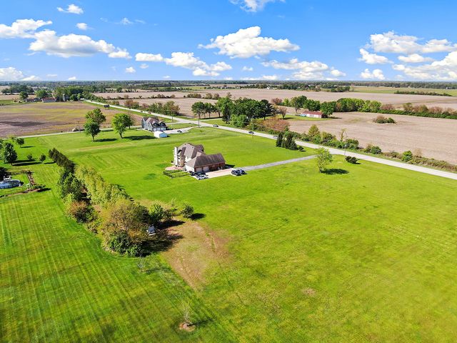 13643 Grant Street, Crown Point, IN 46307