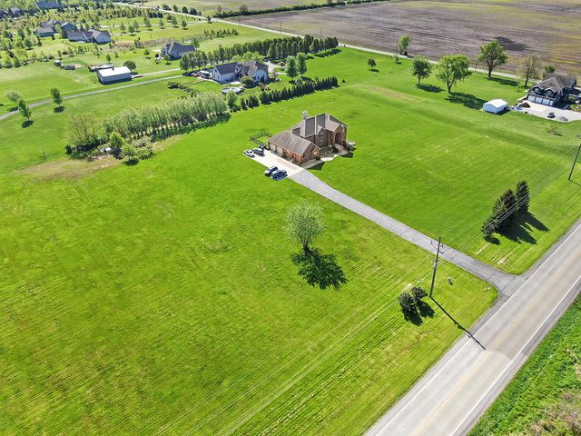 13643 Grant Street, Crown Point, IN 46307