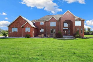 13643 Grant Street, Crown Point, IN 46307