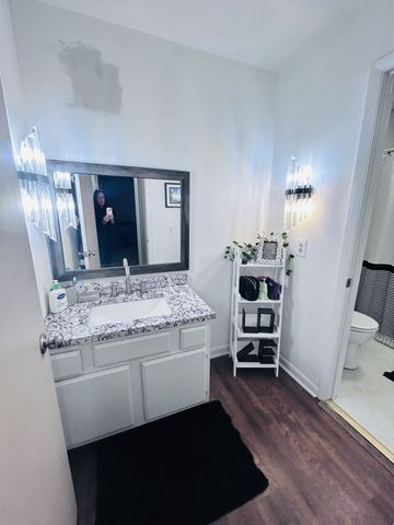 420 Walton Ln Apt I35, Madison, TN 37115