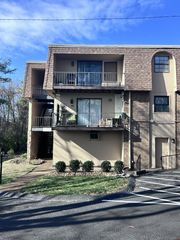 420 Walton Ln Apt I35, Madison, TN 37115