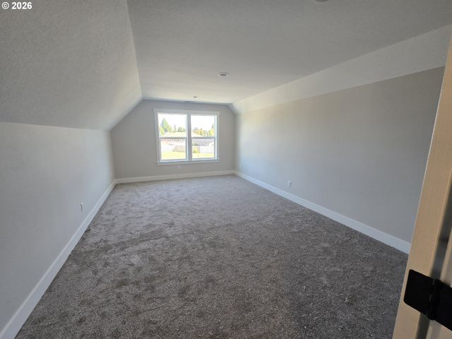 447 Sw 15th Ave, Canby, OR 97013