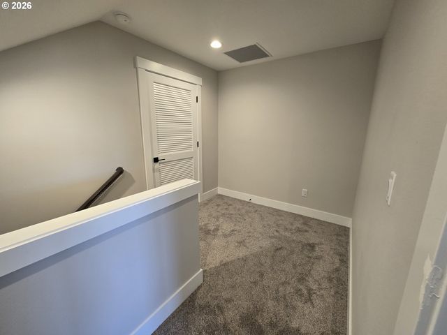 447 Sw 15th Ave, Canby, OR 97013