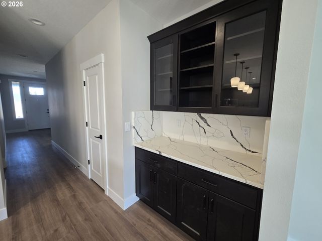 447 Sw 15th Ave, Canby, OR 97013