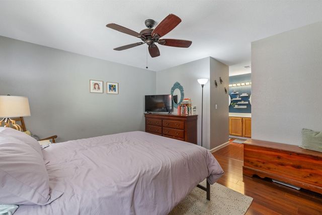1276 Pepperwood Street, Tulare, CA 93274