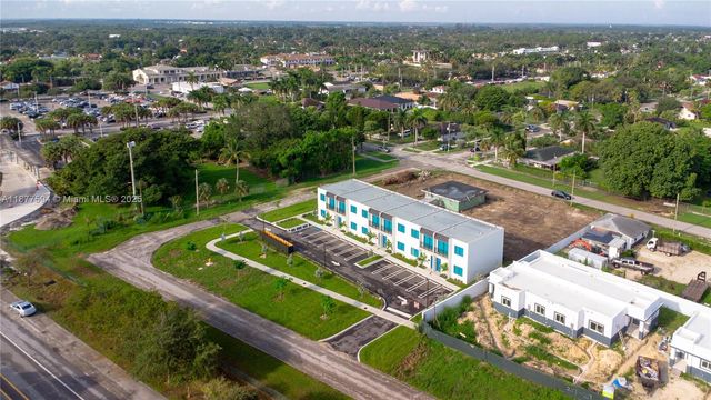 238 NW 2nd St 6, Florida City, FL 33034