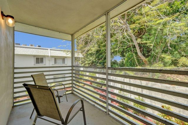 3120 Cynthia Lane 207, Lake Worth Beach, FL 33461