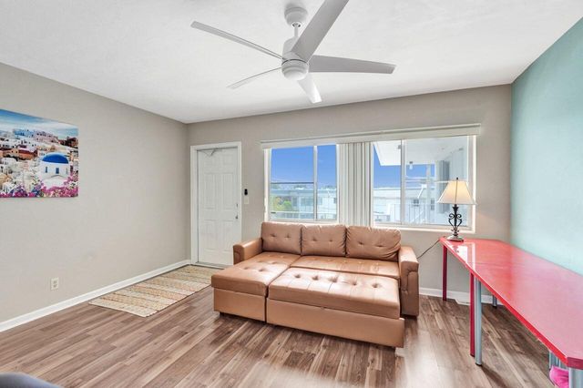 3120 Cynthia Lane 207, Lake Worth Beach, FL 33461
