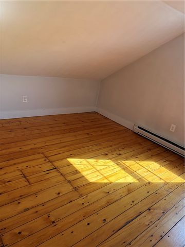 239 Main St. Street 3, East Greenwich, RI 02840