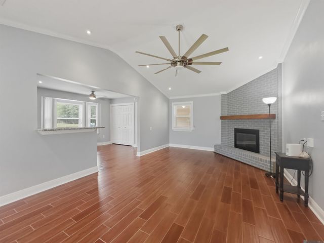 25894 Shadow Brook Ave, Denham Springs, LA 70726