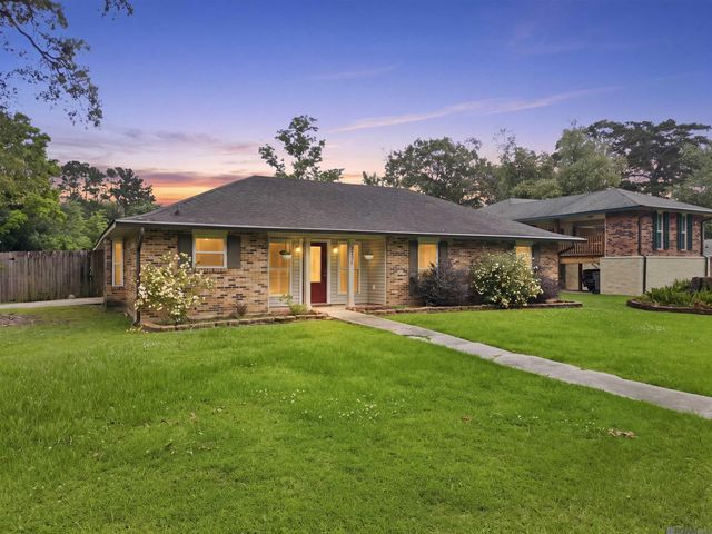 25894 Shadow Brook Ave, Denham Springs, LA 70726