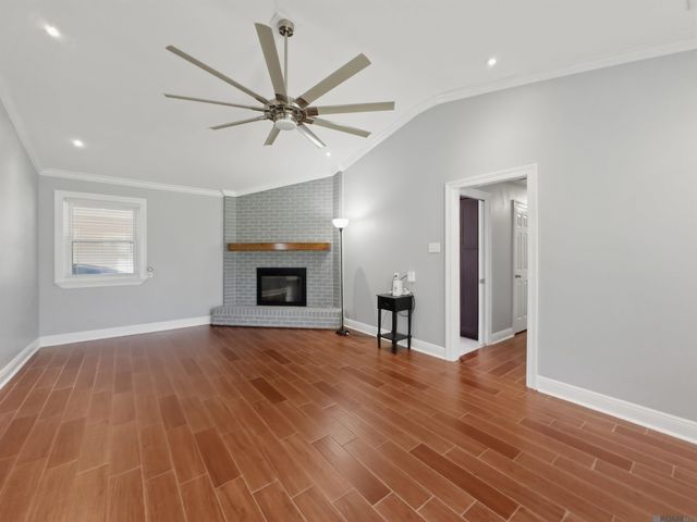 25894 Shadow Brook Ave, Denham Springs, LA 70726