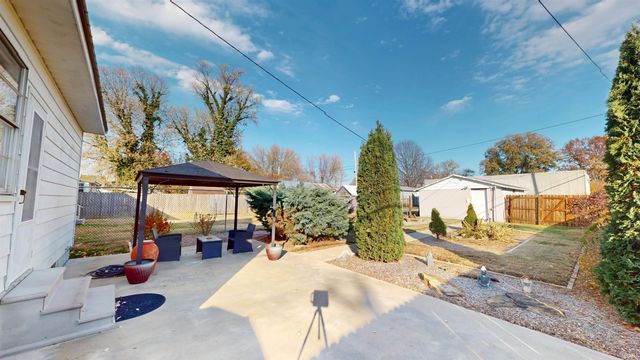 1002 14th Street, Tell City, IN 47586