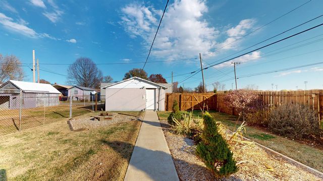1002 14th Street, Tell City, IN 47586