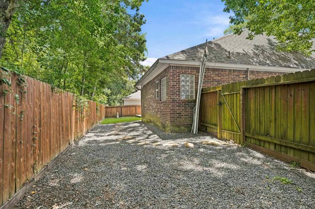 3010 Laurel Mist Court, Houston, TX 77345
