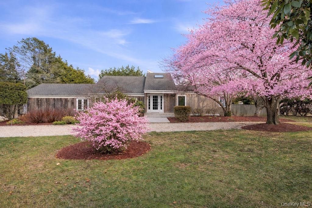 24 Liberty Street, Westhampton Beach, NY 11978