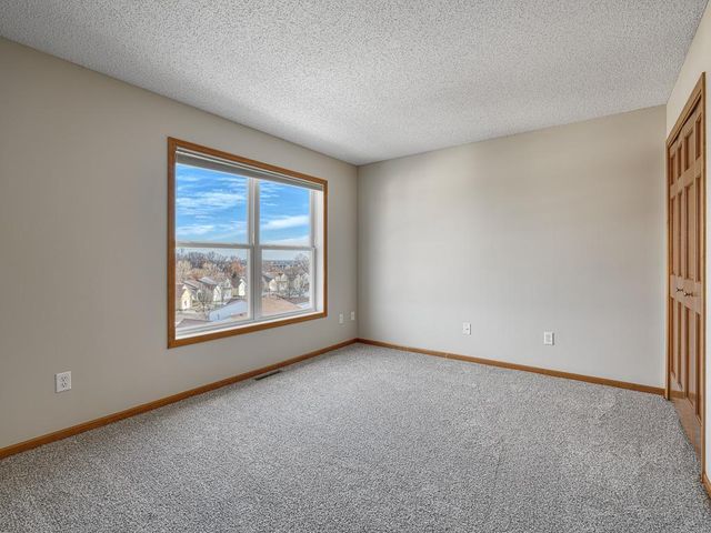 4646 Blaylock Way 3502, Inver Grove Heights, MN 55076