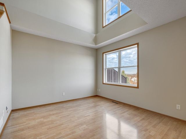 4646 Blaylock Way 3502, Inver Grove Heights, MN 55076