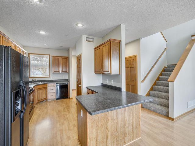 4646 Blaylock Way 3502, Inver Grove Heights, MN 55076